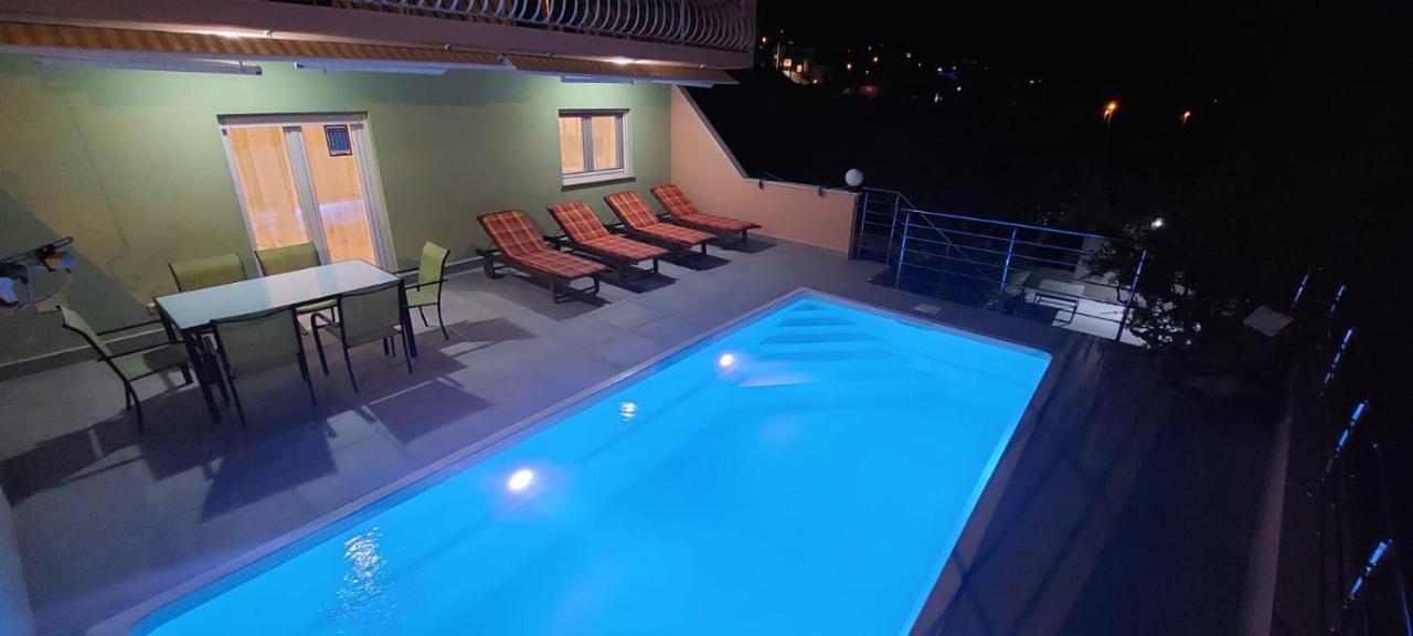 Apartment M&M With Private Pool Kučine Dış mekan fotoğraf