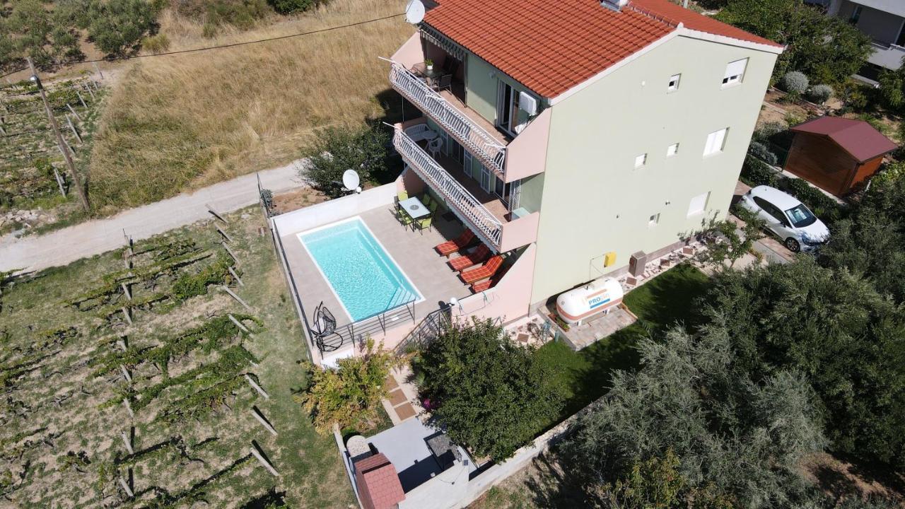 Apartment M&M With Private Pool Kučine Dış mekan fotoğraf