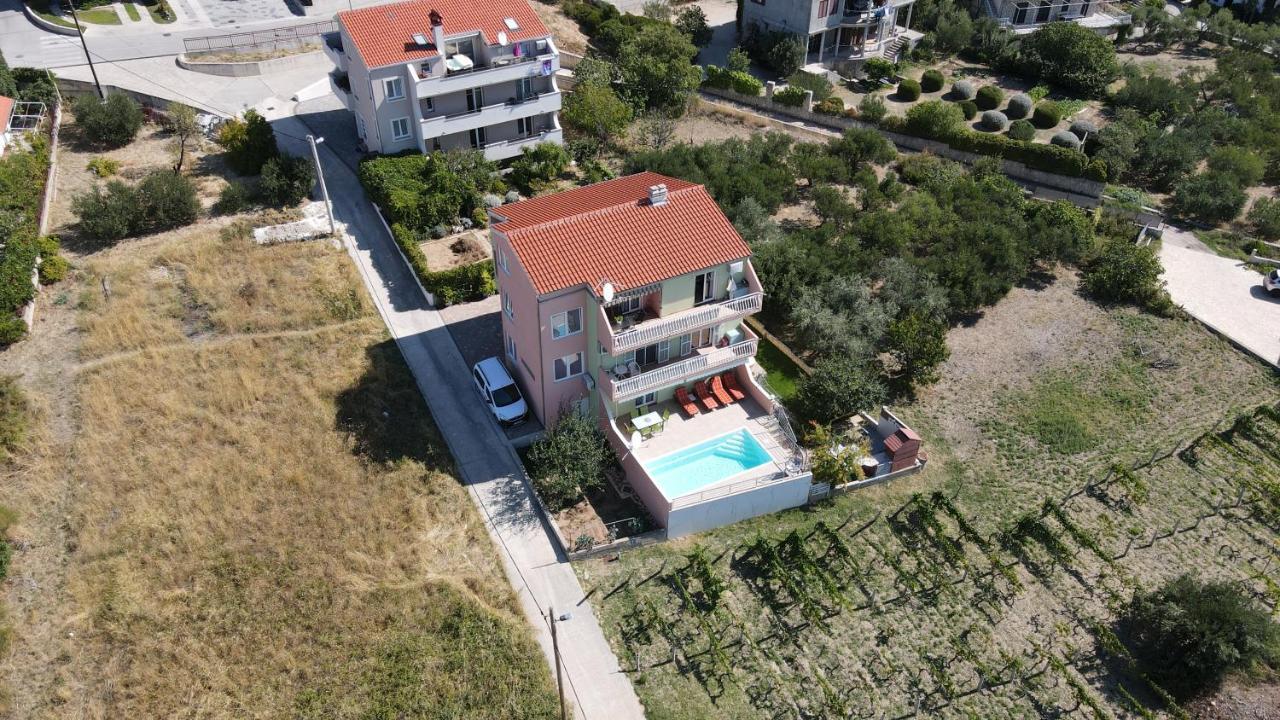 Apartment M&M With Private Pool Kučine Dış mekan fotoğraf