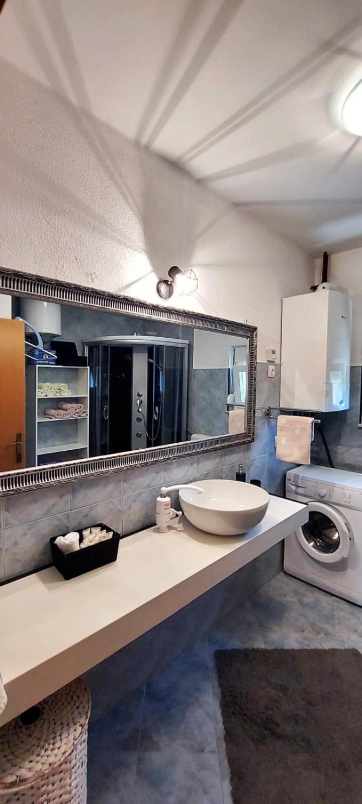 Apartment M&M With Private Pool Kučine Dış mekan fotoğraf