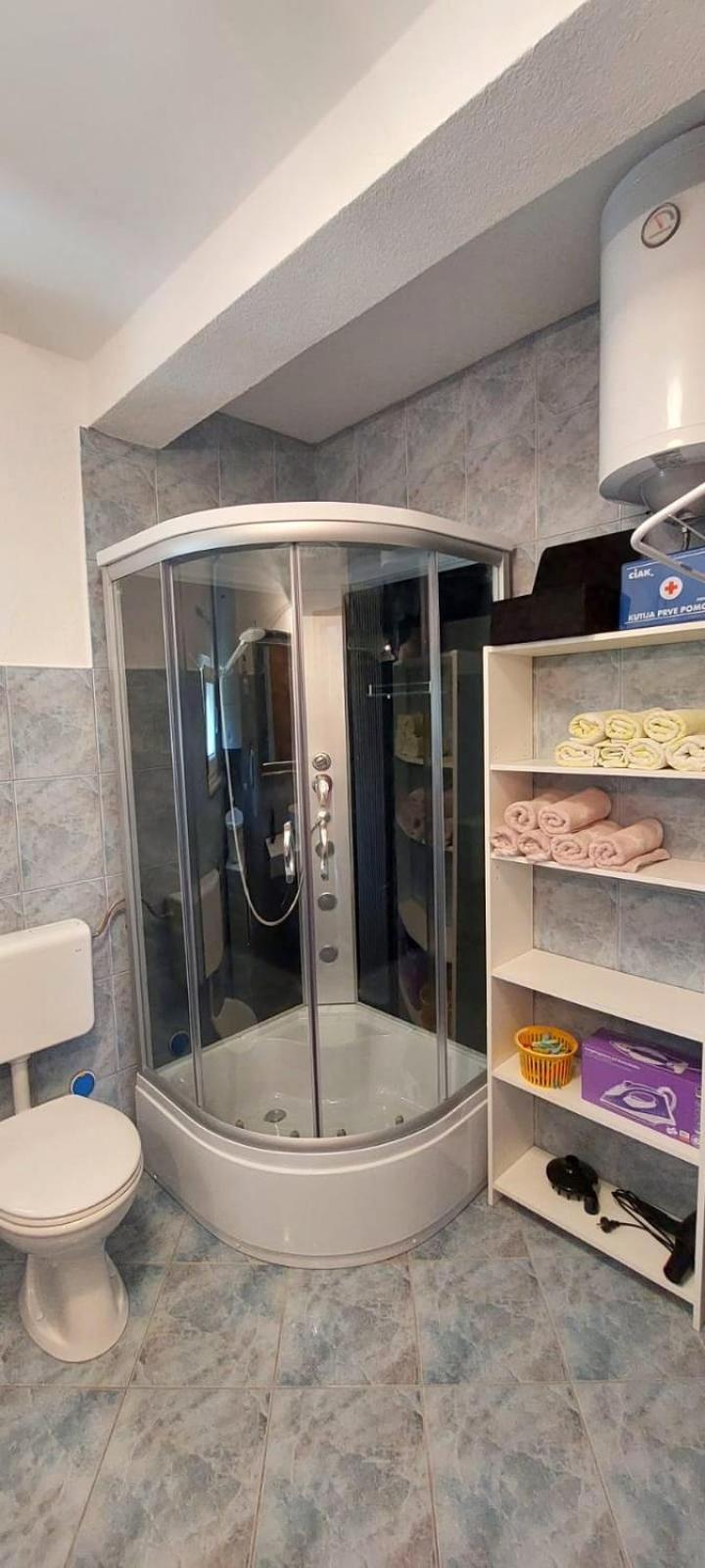 Apartment M&M With Private Pool Kučine Dış mekan fotoğraf