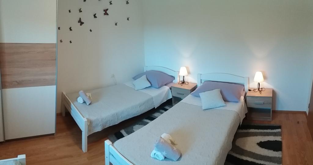 Apartment M&M With Private Pool Kučine Dış mekan fotoğraf
